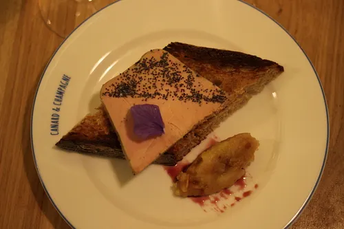 Canard et Champagne Restaurant Paris