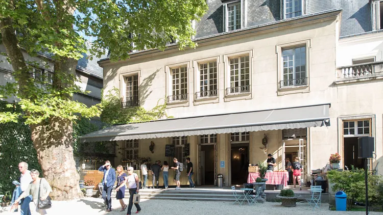 MONA DARLIN' la maison d'été U.S des parisiens !