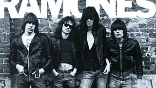 Sunday Tribute // The Ramones