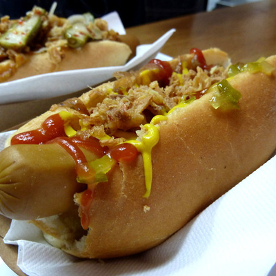 Le hot-dog veggie du Tricycle emménage rue de Paradis
