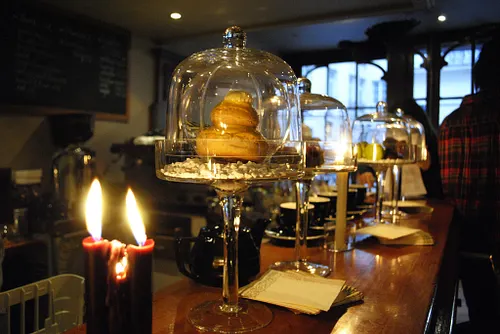 Horror Picture Tea Restaurant Paris