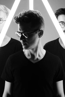 Son Lux en concert