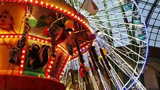 Jours de fêtes : la fête foraine du Grand Palais