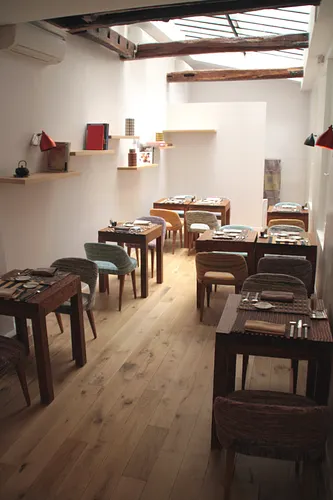 Colorova Pâtisserie Restaurant Shop Paris