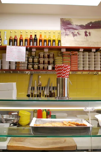CheZ aline Restaurant Shop Paris