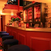 Le Flûte Bar Etoile