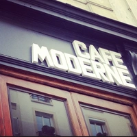 Café Moderne