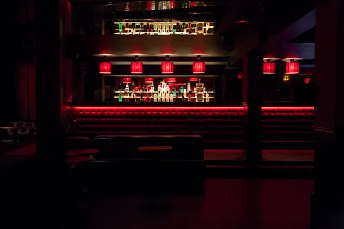 Le Noire Platine Club Paris