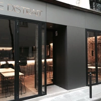 Le Distrait