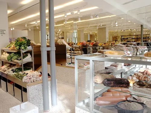 Maison Plisson Beaumarchais Restaurant Shop Paris
