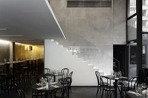 Le First Avenue Restaurant Bar Paris