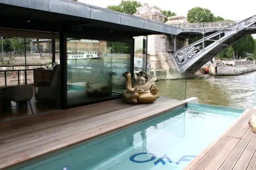 OFF Paris Seine Bar Paris