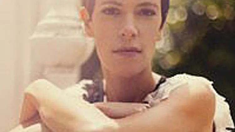 Emily Loizeau