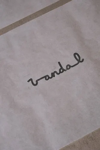 Vandal Restaurant Paris