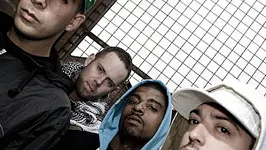 Virus Syndicate en concert