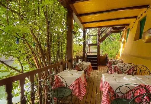 La Guinguette de Neuilly Restaurant Neuilly-sur-Seine