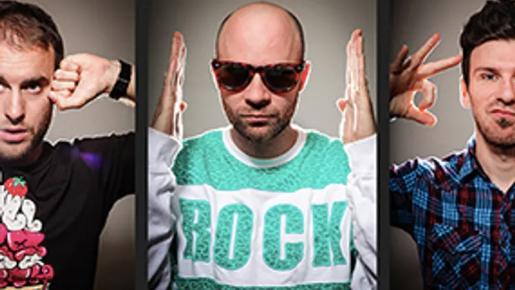 Concert Maniacx + Moodie Black