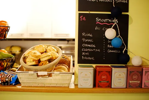 Adele's Family Restaurant Shop Paris