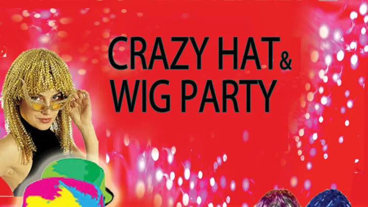 Erasmus Welcome in Paris 2 - Crazy hat and wig party