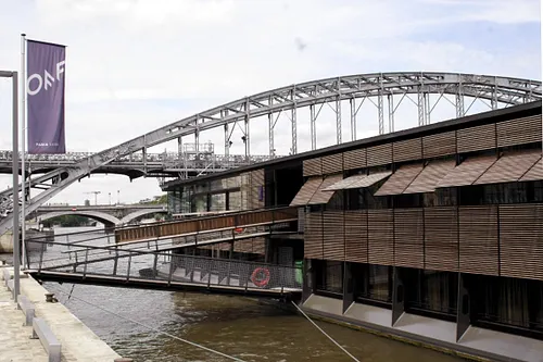 OFF Paris Seine Bar Paris