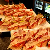 Jamon Jamon