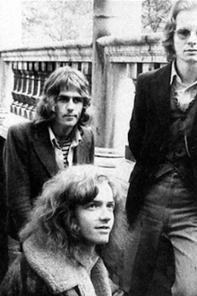 Wishbone Ash + mante en concert