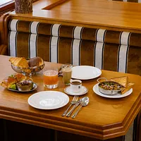 Mumbai Café