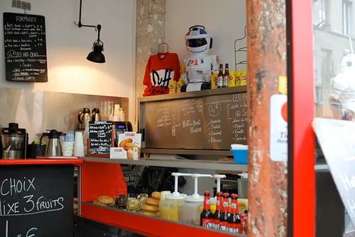 Hutch Hot-Dog House Restaurant Paris