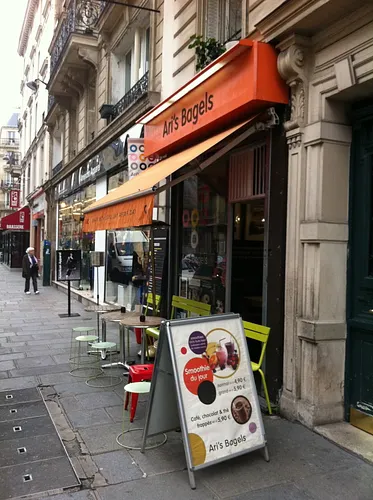 Ari's Bagels Restaurant Paris