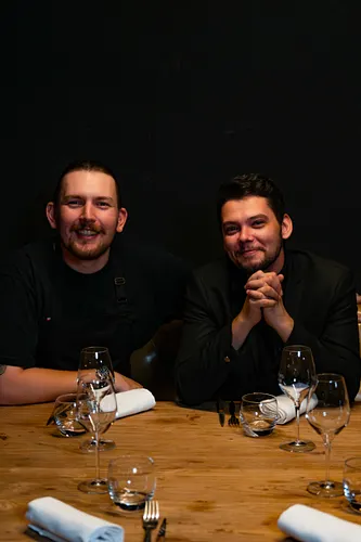 Le Louis Vins Restaurant Paris
