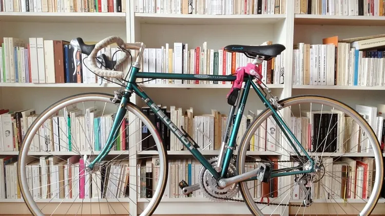 La Bibliothèque des Livres Vivants - L'Etranger
