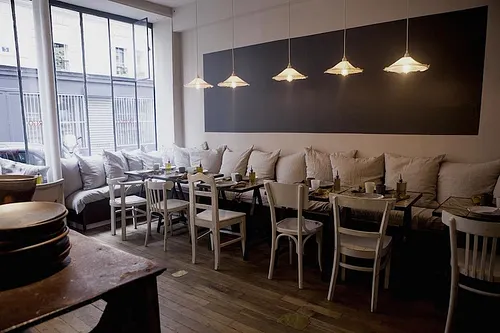 Borgo delle Tovaglie Restaurant Shop Paris