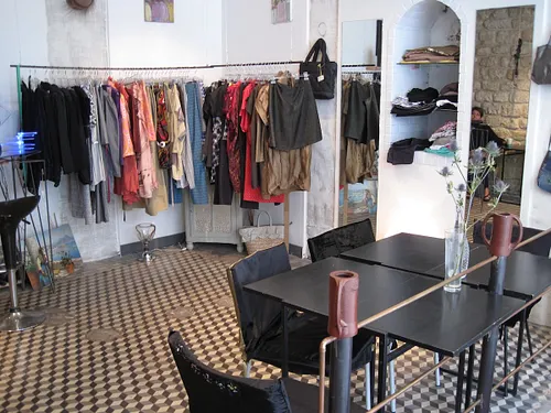 Carmen Ragosta Restaurant Shop Paris