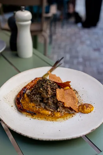 Quartier Restaurant Paris
