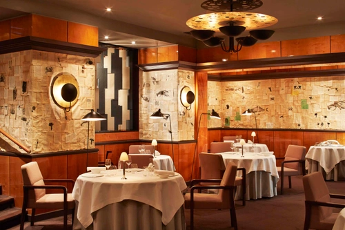 Pierre Gagnaire Restaurant Paris