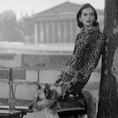 La mode des années 50 s'expose au Palais Galliera