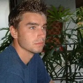 Nicolas G