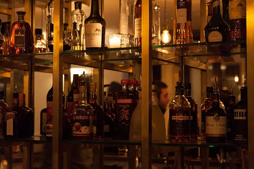 Les Justes - Pigalle Bar Paris
