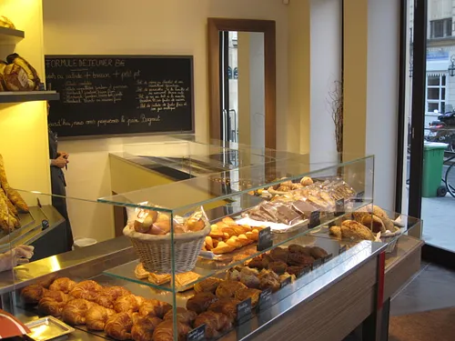 La Pâtisserie by Cyril Lignac Shop Paris