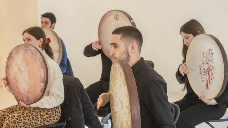 Atelier de Daf en famille: la mélodie persane