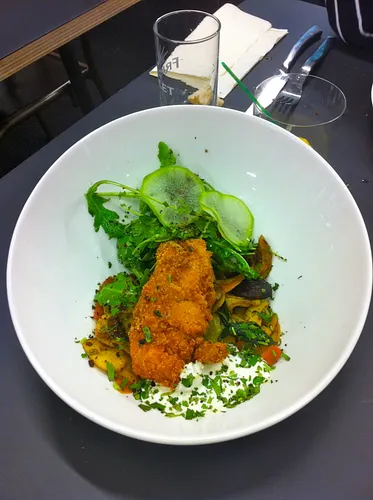 Les Grandes Tables du 104 Restaurant Paris