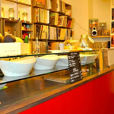 L'épicerie musicale : l'Italie dans ton assiette et du vinyle dans tes oreilles
