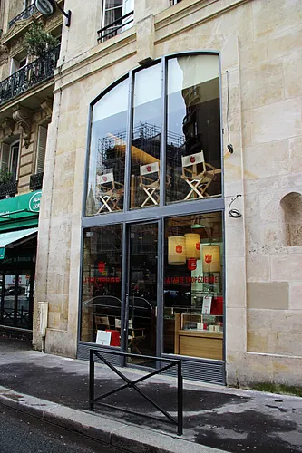 La Tarte Tropézienne Restaurant Shop Paris