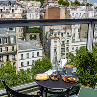 Le Bar sur le Toit, rooftop de l'Hôtel Rochechouart