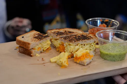 The Grilled Cheese Factory Restaurant Paris