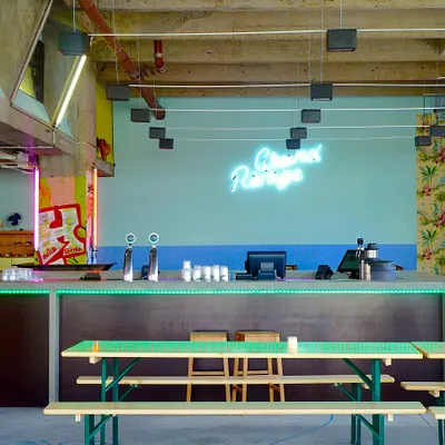 Grand Rivage : le nouveau bar éphémère sous la Cité de la Mode et du Design