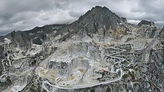 Edward Burtynsky - "Mounds and Voids: From Human to Global Scale"