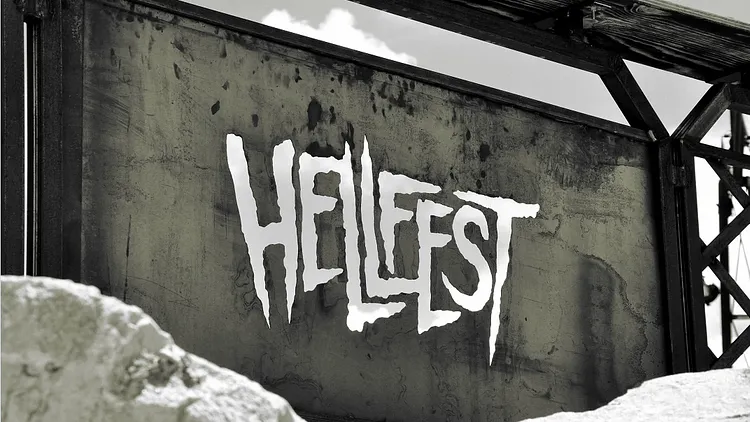 "Hellfest J-1"