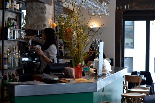 Café Petite Restaurant Paris