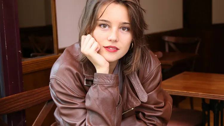 ANGELINA WISMES « Hommage à Barbara »